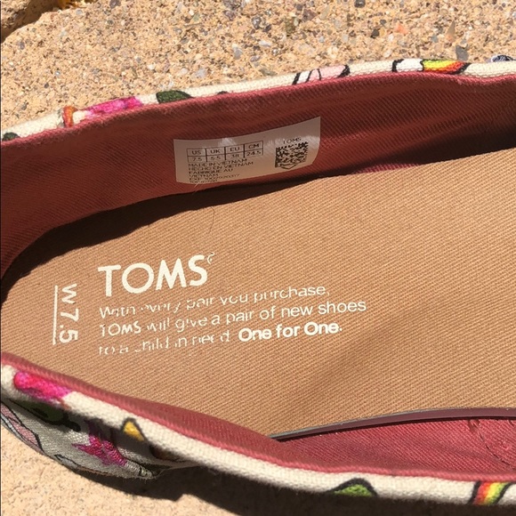 TOMS SPECIAL EDITION WOMEN SHOES  SZ 7.5 - Picture 7 of 8